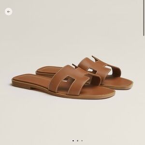 Hermes Oran Sandals! Color Gold! NEW! EU 38.5.